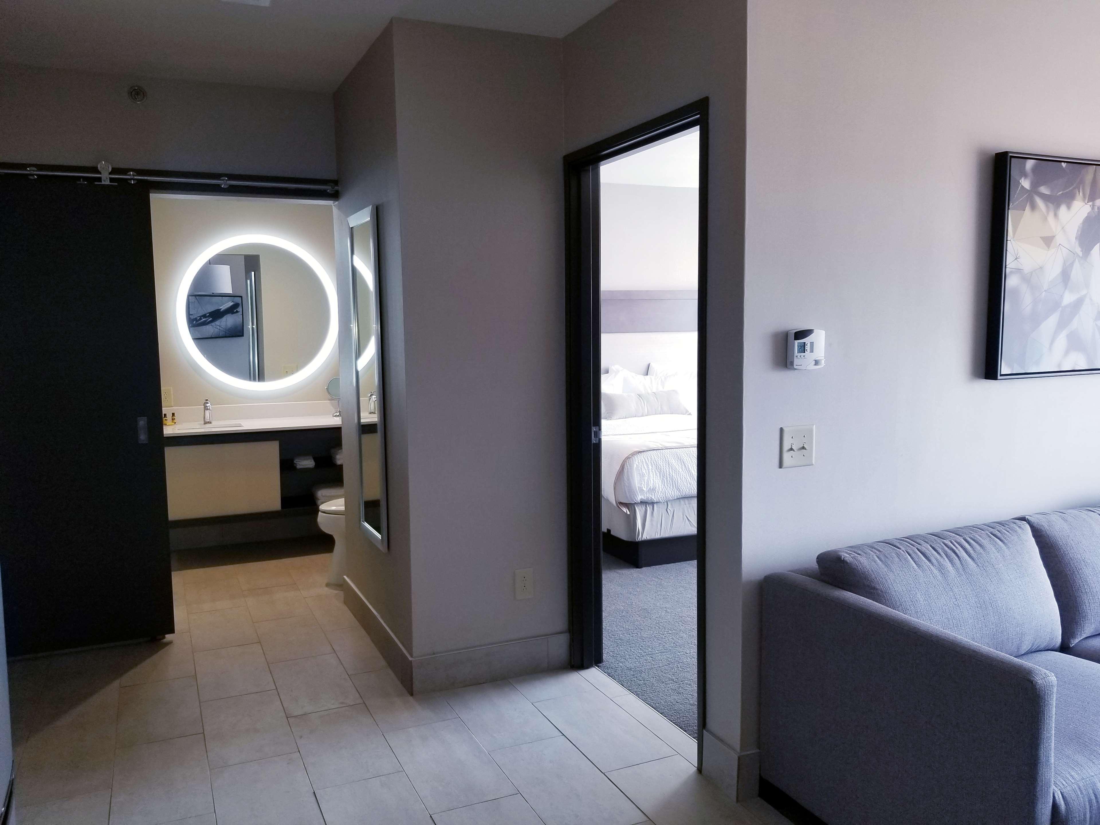 Best Western Plus Executive Residency Rigby'S Water World Hotel Уорнер-Робинс Экстерьер фото
