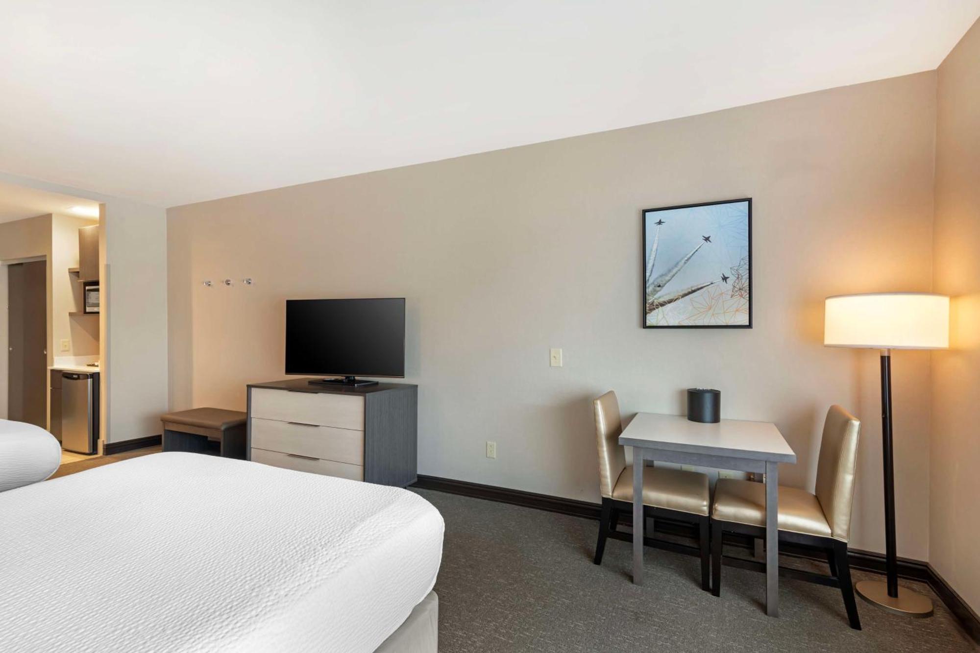 Best Western Plus Executive Residency Rigby'S Water World Hotel Уорнер-Робинс Экстерьер фото