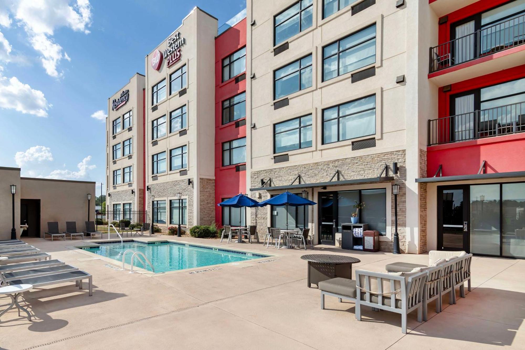 Best Western Plus Executive Residency Rigby'S Water World Hotel Уорнер-Робинс Экстерьер фото